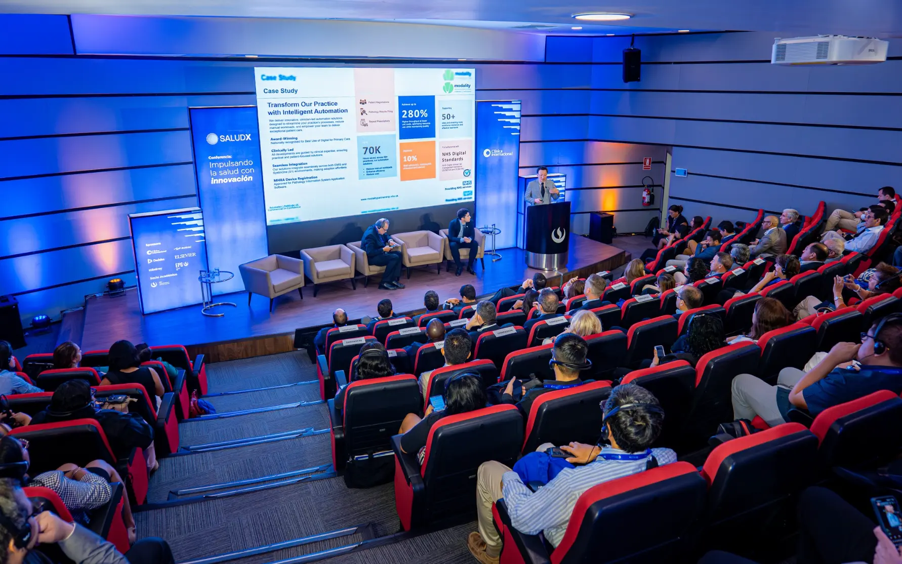 Main stage de la cumbre SaludX